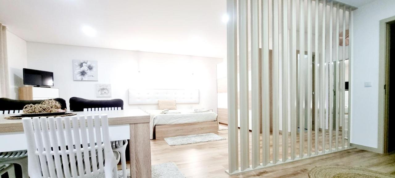 Imperial Apartment 1, 2 E 3 Braga Buitenkant foto