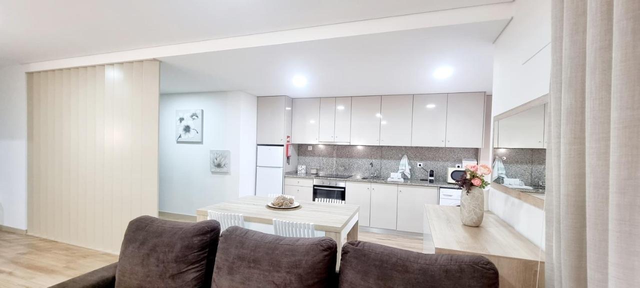 Imperial Apartment 1, 2 E 3 Braga Buitenkant foto