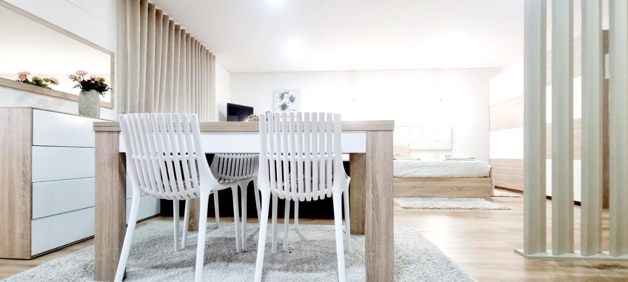 Imperial Apartment 1, 2 E 3 Braga Buitenkant foto