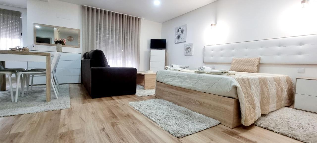 Imperial Apartment 1, 2 E 3 Braga Buitenkant foto